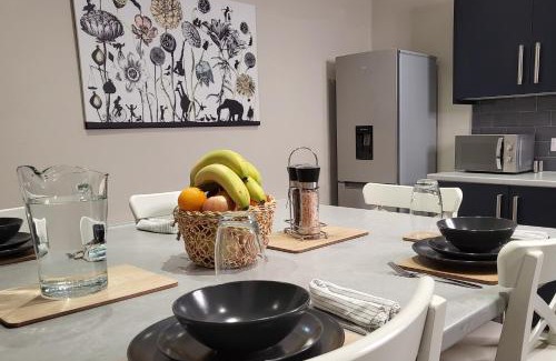 Harehills Apartamento | Kepler Residence Modern 4 Bedroom Property 1 mile from Leeds Centre