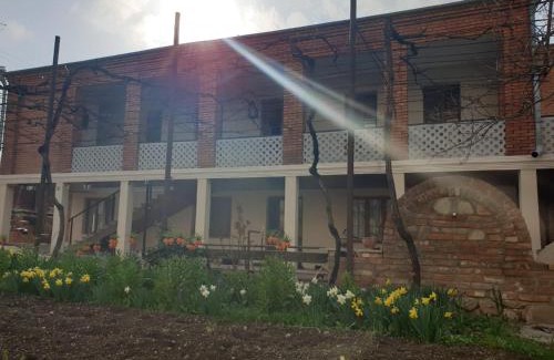 Mirzaani Casa | Kera