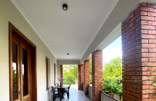 Mirzaani Casa | Kera