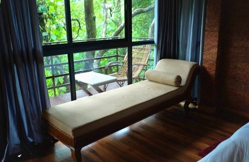 Talipparamba Complejo | Kerala Traditional Villa with Private Balcony