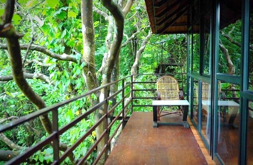 Talipparamba Complejo | Kerala Traditional Villa with Private Balcony