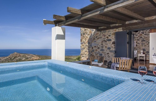 Livadia Villa | Keramoti Villas Villa Erofili - Lujo asequible - Privacidad y hospitalidad