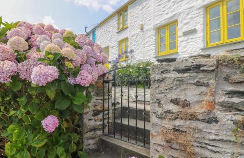 Portloe Casa | Kerbenetty Harbour Cottage