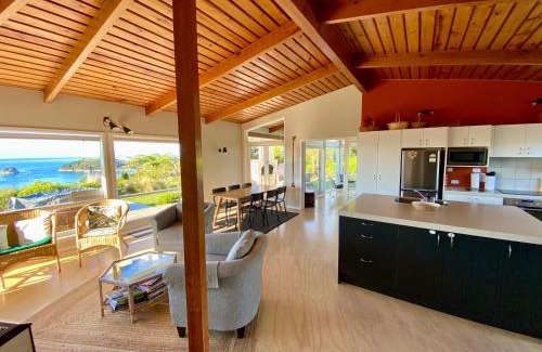 Ngaio Bay Casa | Kereru at Kaiteriteri - Kaiteriteri Holiday Home