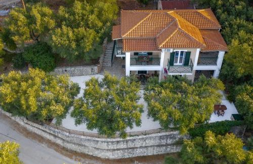 Marathias Apartamento | Keri Marathias Pavezzo Villa