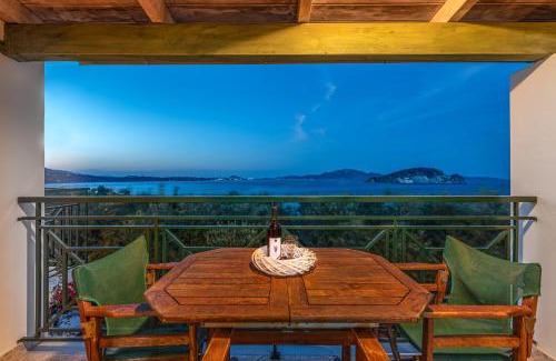 Marathias Apartamento | Keri Marathias Pavezzo Villa