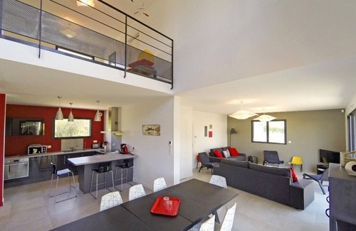 Saint-Pierre-Quiberon Casa | KERPI, recent house with VERY NICE BEDROOMS, 3 minutes WALK from the beach