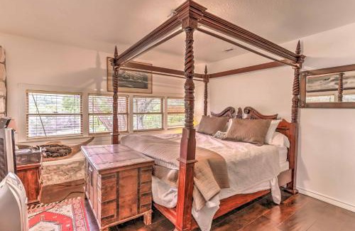 Mountain Home Casa | Kerrville Area Home with Outdoor Entertainment Space
