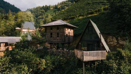 Ardesen Hotel | Kervan Konaklama