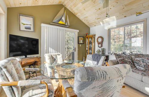 Legend Lake Casa | Keshena Lake House Fire Pit, Deck