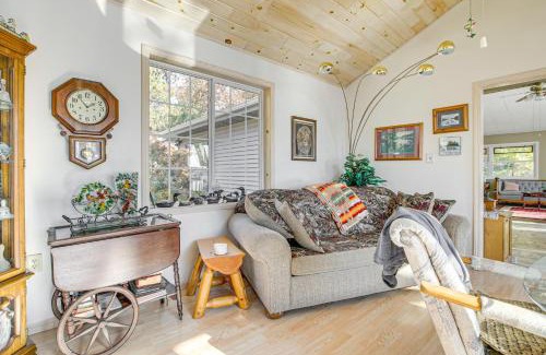 Legend Lake Casa | Keshena Lake House Fire Pit, Deck