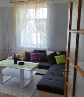Kohtla-Jarve Apartamento | Keskallee Apartment