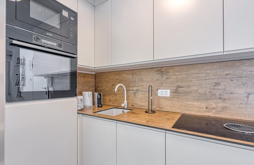 Cancini Apartamento | Kestenova / One-Bedroom App with Terrace No.1