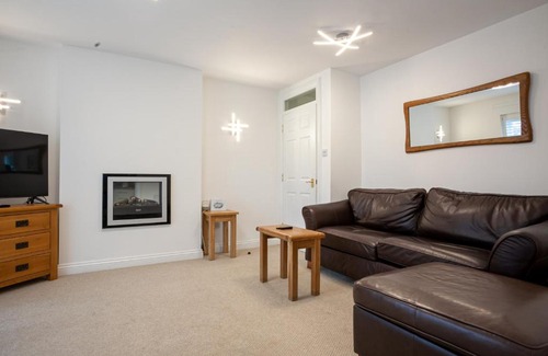 Keswick Apartamento | Keswick Ground floor apartment with parking