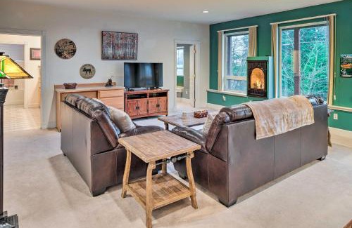 Ketchikan Casa | Ketchikan Home Bay Views, half Mi to Hiking Trails