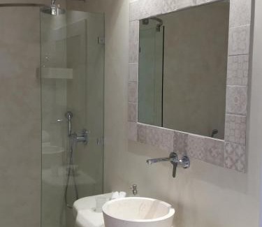 Fira Hotel | Keti Hotel