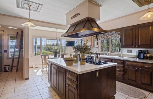 Penn Yan Casa | Keuka Cove House - Lake Views