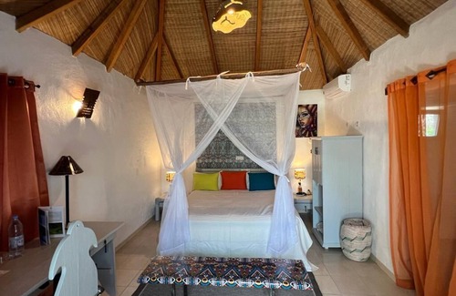Ile de Dionewar Cabina | Keur Papaye