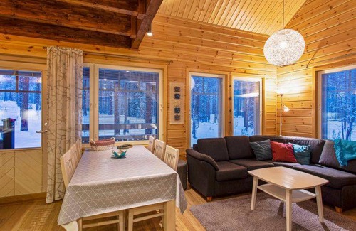 Yllas Casa | Kevätpiippo b