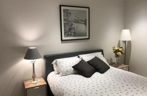 London Borough of Hounslow Apartamento | Kew Bridge Apartments