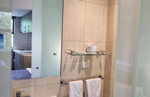 Kew Apartamento | Kew Comfy Studio - free parking