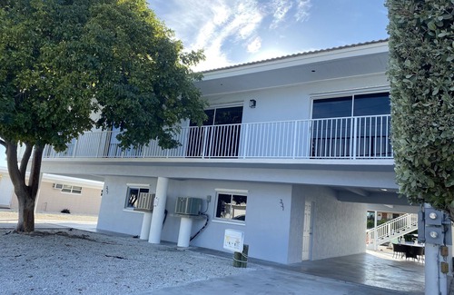 Key Colony Beach Casa | KEY COLONY BEACH Island Paradise! 80FT DOCK. 331