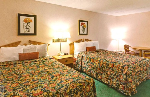 Roseville Casa | Key Inn Roseville - 2 Double Bed Smoking