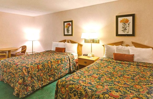 Roseville Casa | Key Inn Roseville - 2 Double Bed Smoking