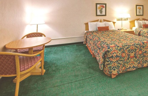 Roseville Casa | Key Inn Roseville - 2 Double Bed Non-Smoking