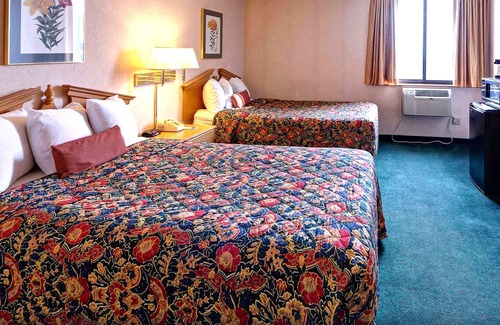 Roseville Casa | Key Inn Roseville - 2 Double Bed Acessible Non-Smoking