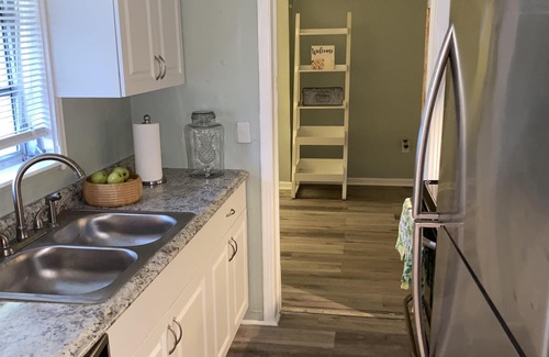 Lake Worth Corridor Casa | Key West House ! Patio Grill Firepit Fenced Backyard Driveway Biz Ready Lg Group