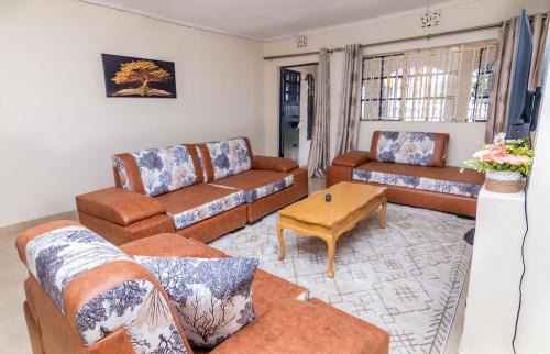 Nyeri Casa | Keyman Address