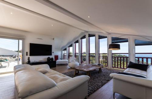 Bidart Apartamento | KEYWEEK IRRIKA Duplex Apartment facing the ocean with terrace in Bidart