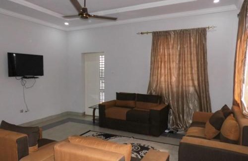 West Coast Division Apartamento | Kfam04 Apts