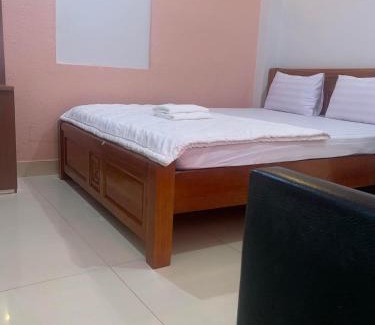 District 1 Hotel | Khách Sạn Ánh Nguyệt 1