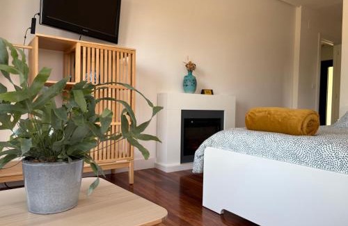 Lezama Casa | KH Lezama Suites, Breakfast & Laundry LBI00530