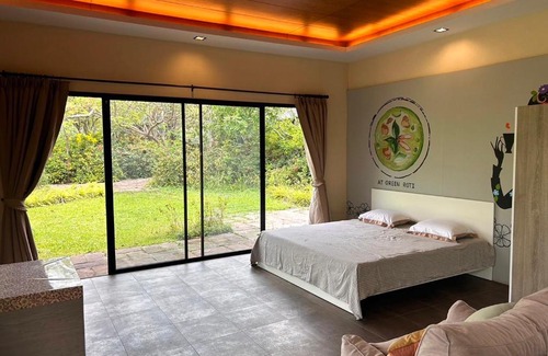 Si Racha Casa | Khao Kheow Garden เขาเขียว การ์เดน