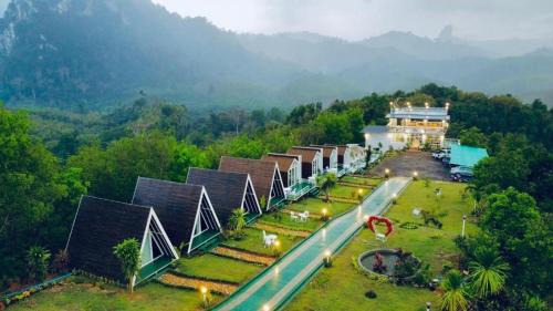 Khlong Sok Casa | Khao Sok 99 Camp and Cafe