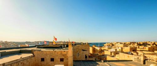 Birgu Apartamento | Kharmen A 1565s House with Seaviews