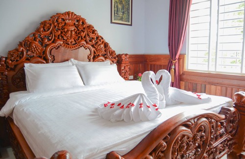 Moung Ruessei Hotel | Kheang Oudom Hotel