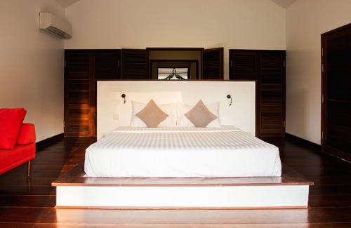 Kampot Hotel | Habitación con vista al río