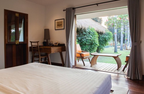 Kampot Hotel | Habitación con vista al río