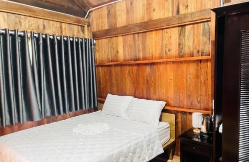 Chau Duc Cabina | Khu Nghỉ dưỡng Sinh thái Nhà Lụa Retreat
