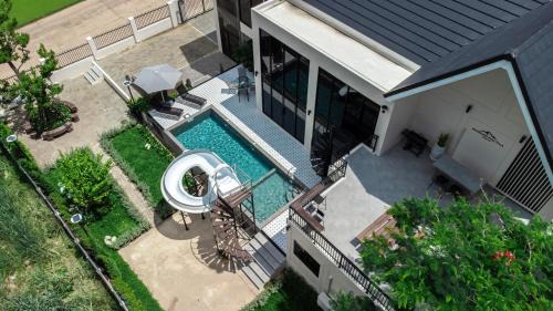 Mu Si Casa | Khunnapat Pool Villa Khaoyai