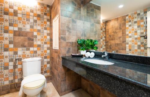 Thanon Phaya Thai Hotel | Khurana Inn