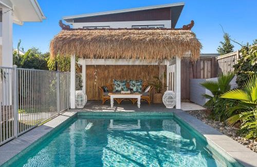 Casuarina Casa | Kia Orana Island Home with Pool