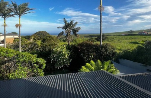 Kiama Heights Otro | Kiama · Kiama Ocean View Cottage lifestyle
