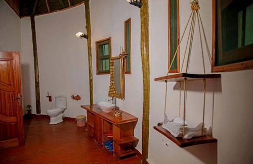 Kibale Cabina | Kibale Tourist Safari Lodge
