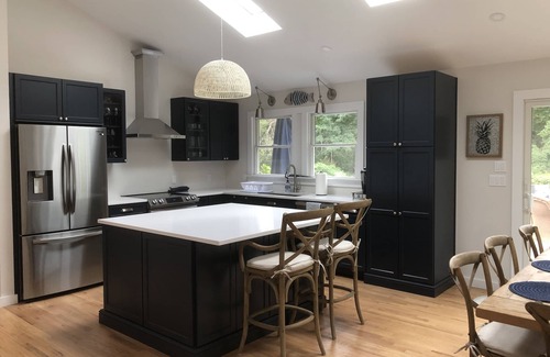 The Heights Casa | Kick back and unwind