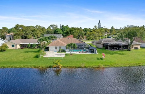 Wellington Casa | Kids and Pets Welcome